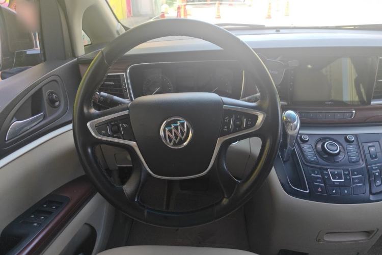 Used Buick GL8 2014 2.4L LT Luxury Business Executive Edition Steering Wheel
