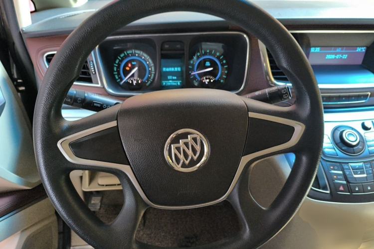 Used Buick GL8 2014 2.4L CT Luxury Business Comfort Edition Steering Wheel