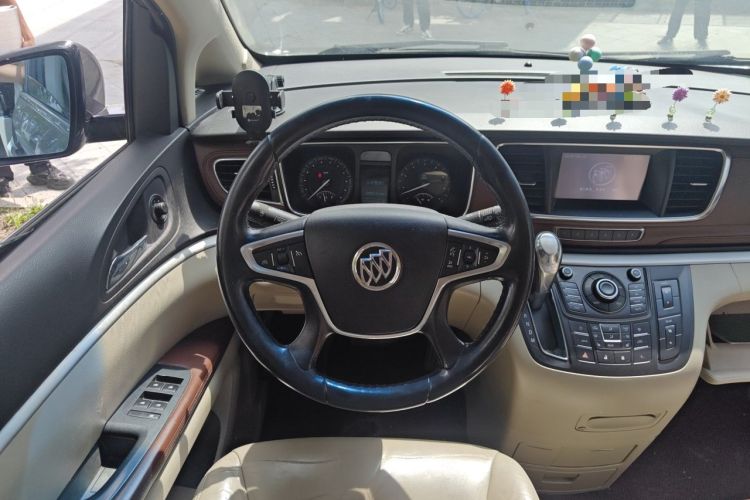 Used Buick GL8 2014 3.0L GT Luxury Business Haoya Edition Steering Wheel