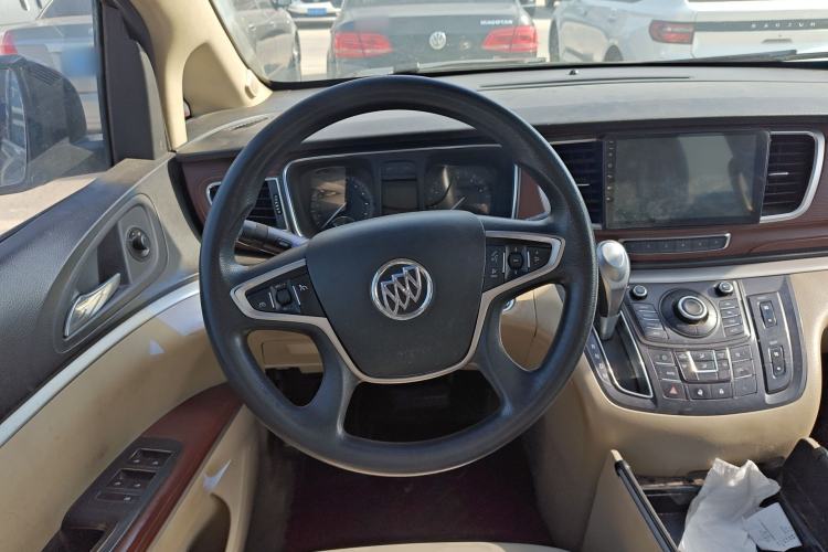Used Buick GL8 2014 2.4L CT Luxury Business Comfort Edition Steering Wheel