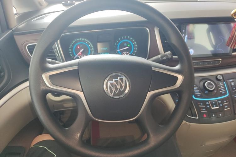 Used Buick GL8 2014 2.4L CT Luxury Business Comfort Edition Steering Wheel