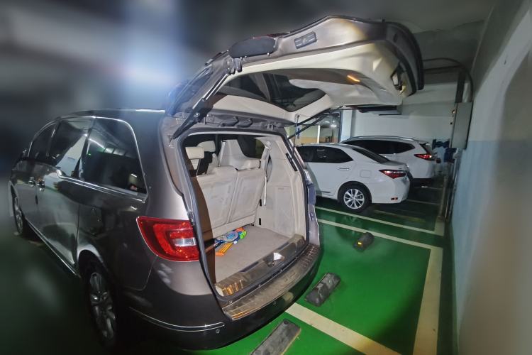Used Buick GL8 2014 3.0L XT Luxury Business Flagship Edition Trunk