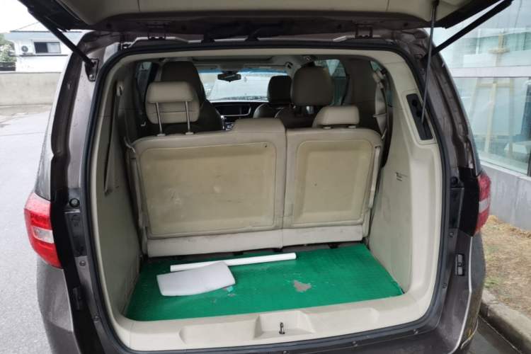Used Buick GL8 2014 3.0L GT Luxury Business Haoya Edition Trunk