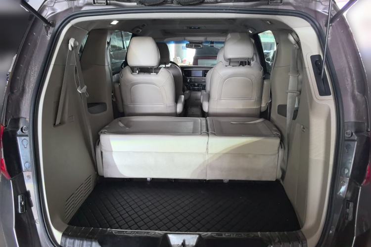 Used Buick GL8 2014 3.0L GT Luxury Business Haoya Edition Trunk