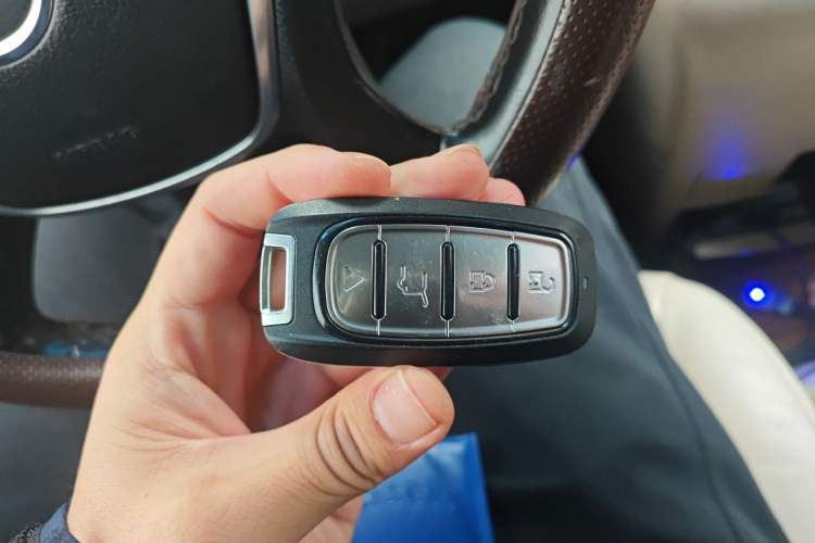 Used Buick GL8 2014 3.0L XT Luxury Business Flagship Edition Vehicle Key