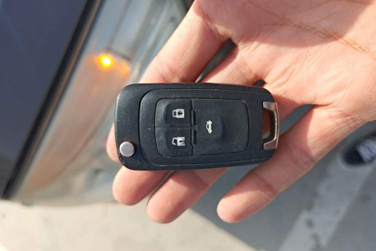 Used Buick GL8 2014 2.4L CT Luxury Business Comfort Edition Vehicle Key