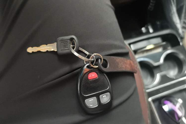 Used Buick GL8 2014 2.4L Classic Edition Vehicle Key