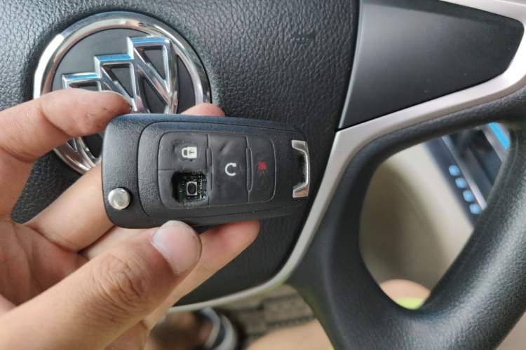 Used Buick GL8 2014 2.4L CT Luxury Business Comfort Edition Vehicle Key