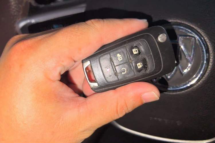Used Buick GL8 2014 3.0L GT Luxury Business Haoya Edition Vehicle Key