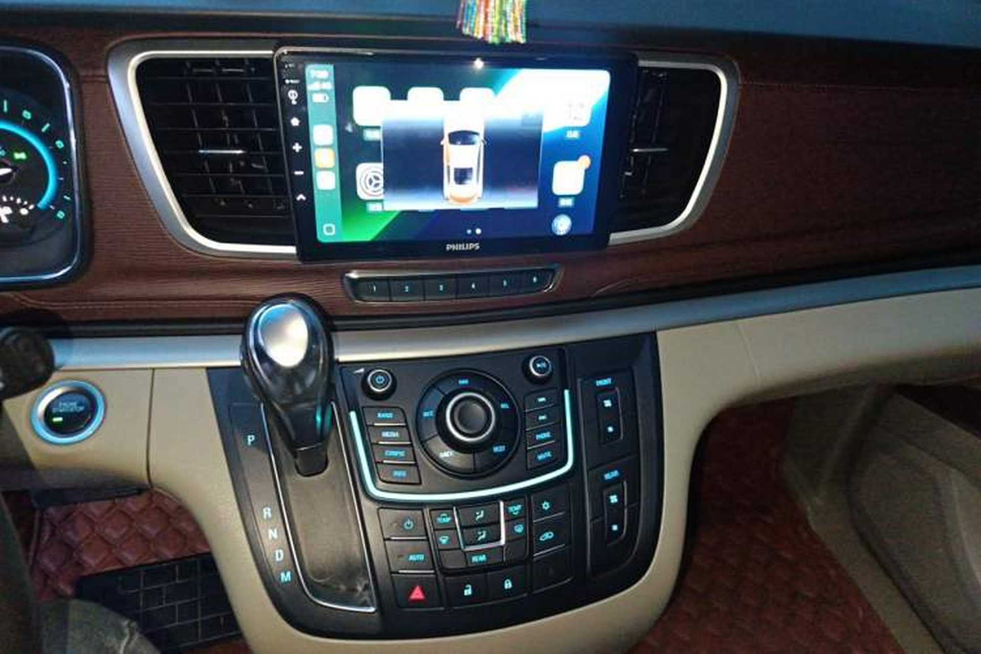Used Buick GL8 2014 2.4L LT Luxury Business Executive Edition Audio And AC Panel