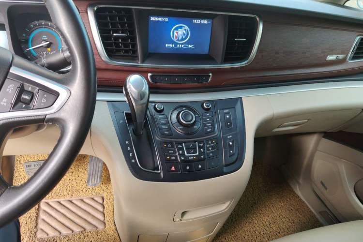 Used Buick GL8 2014 3.0L XT Luxury Business Flagship Edition Audio And AC Panel