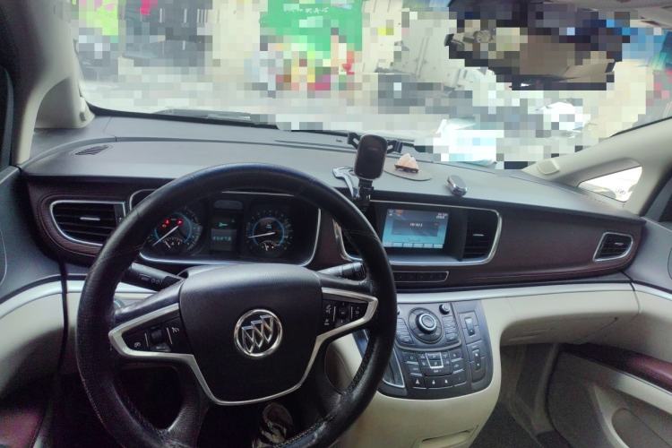 Used Buick GL8 2014 2.4L Executive Edition Center Console