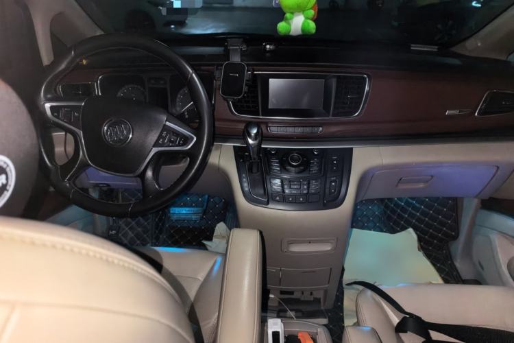 Used Buick GL8 2014 3.0L XT Luxury Business Flagship Edition Center Console