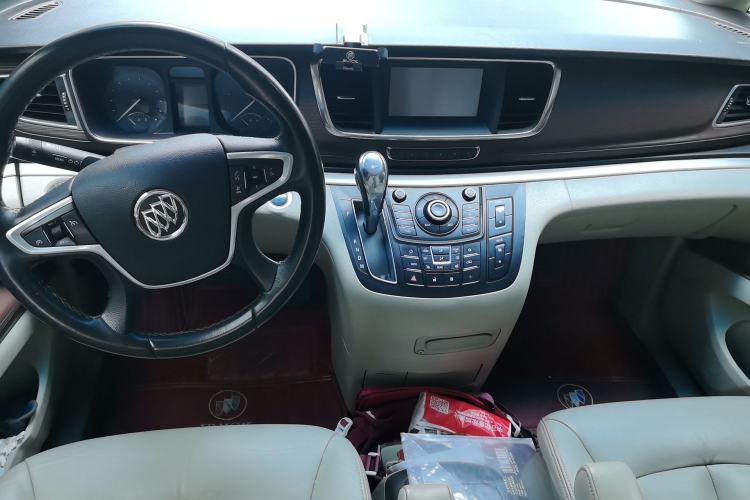 Used Buick GL8 2014 3.0L GT Luxury Business Haoya Edition Center Console