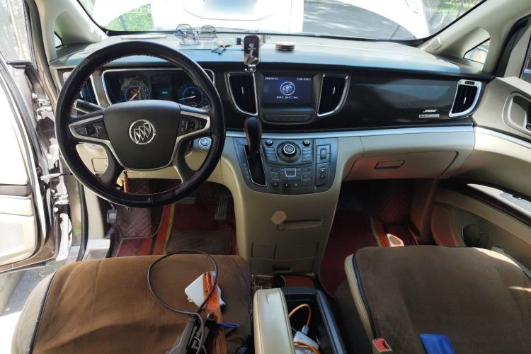 Used Buick GL8 2014 2.4L LT Luxury Business Executive Edition Center Console