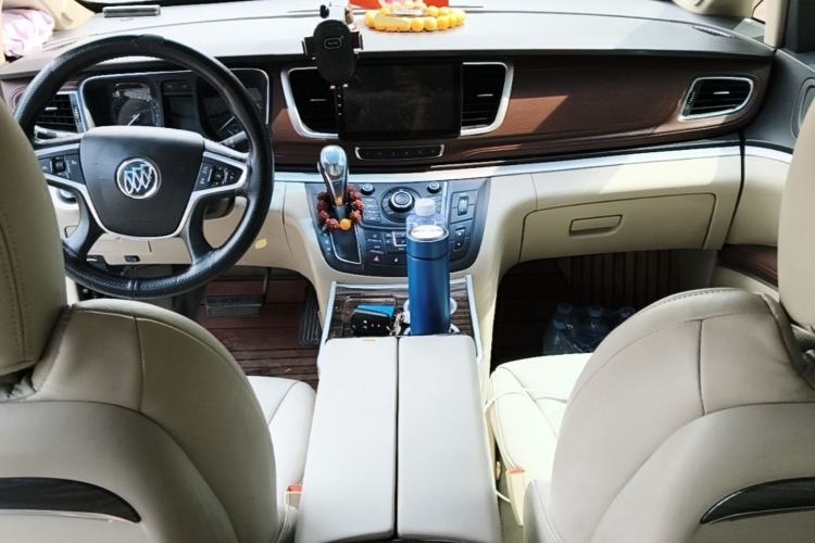 Used Buick GL8 2014 2.4L LT Luxury Business Executive Edition Center Console
