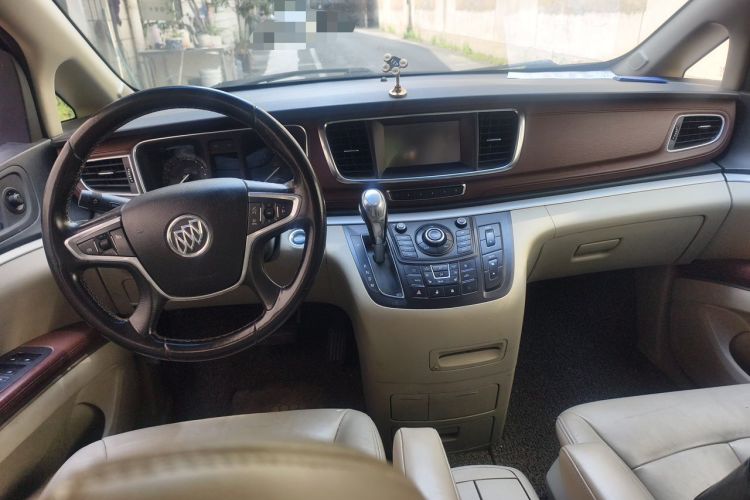 Used Buick GL8 2014 3.0L GT Luxury Business Haoya Edition Center Console