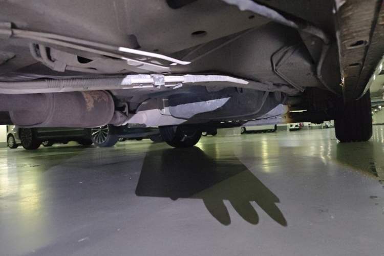 Used Buick GL8 2014 2.4L CT Luxury Business Comfort Edition Chassis Front Left