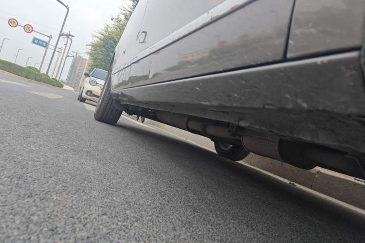 Used Buick GL8 2014 2.4L LT Luxury Business Executive Edition Chassis Front Right