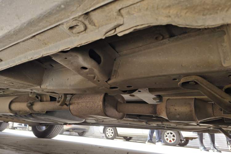 Used Buick GL8 2014 3.0L XT Luxury Business Flagship Edition Chassis Front Right