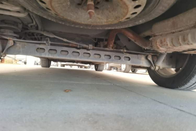 Used Buick GL8 2014 2.4L Classic Edition Chassis Rear