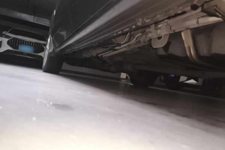 Used Buick GL8 2014 2.4L Classic Edition Chassis Rear Left