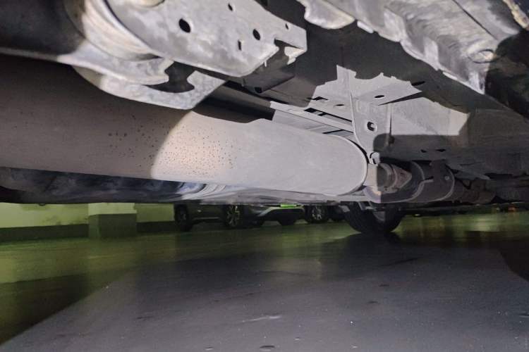 Used Buick GL8 2014 2.4L CT Luxury Business Comfort Edition Chassis Rear Right