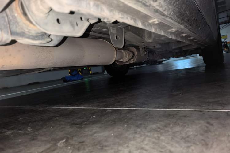 Used Buick GL8 2014 3.0L XT Luxury Business Flagship Edition Chassis Rear Right