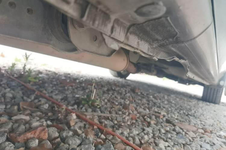 Used Buick GL8 2014 2.4L Classic Edition Chassis Rear Right