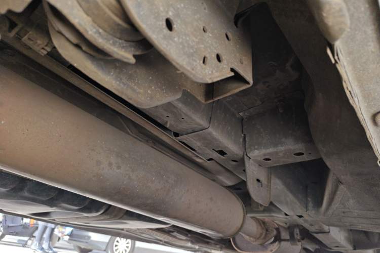 Used Buick GL8 2014 3.0L XT Luxury Business Flagship Edition Chassis Rear Right