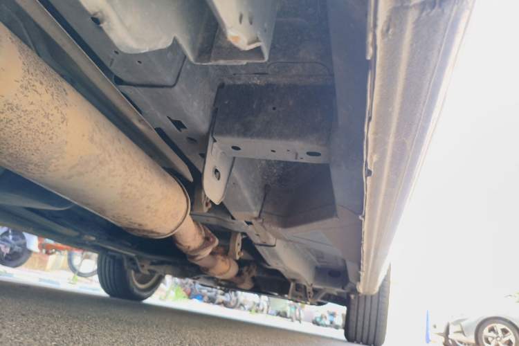 Used Buick GL8 2014 2.4L Comfort Edition Chassis Rear Right