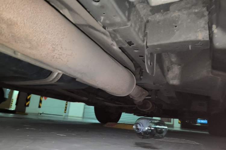 Used Buick GL8 2014 2.4L Executive Edition Chassis Rear Right