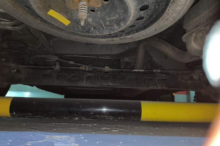 Used Buick GL8 2014 2.4L Executive Edition Chassis Rear