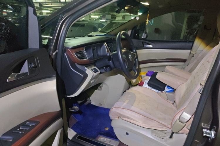 Used Buick GL8 2014 2.4L CT Luxury Business Comfort Edition Driver Seat