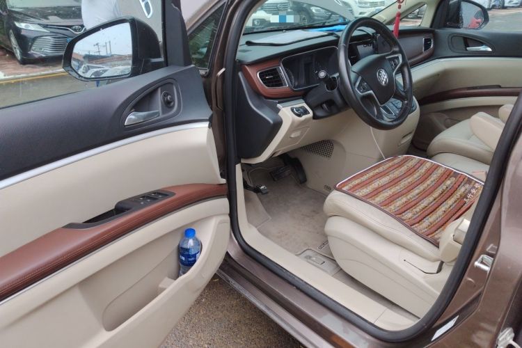 Used Buick GL8 2014 2.4L LT Luxury Business Executive Edition Driver Seat