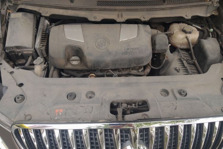 Used Buick GL8 2014 3.0L XT Luxury Business Flagship Edition Engine Bay