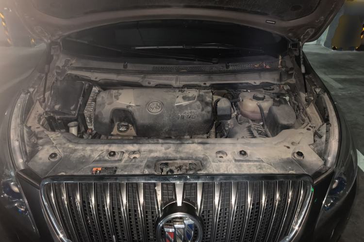 Used Buick GL8 2014 3.0L XT Luxury Business Flagship Edition Engine Bay