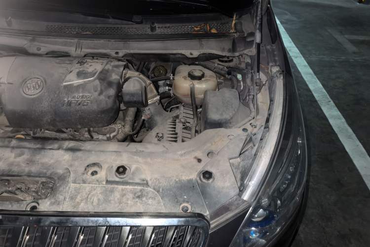 Used Buick GL8 2014 3.0L XT Luxury Business Flagship Edition Engine Bay Left