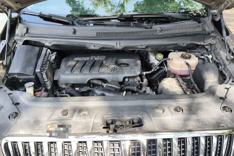 Used Buick GL8 2014 2.4L LT Luxury Business Executive Edition Engine Bay