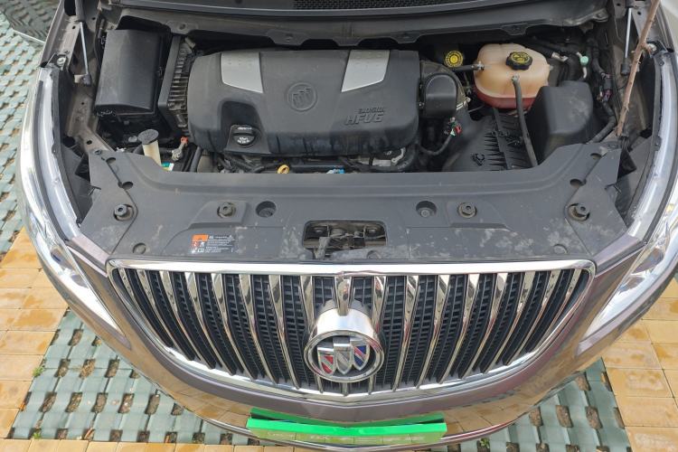 Used Buick GL8 2014 3.0L GT Luxury Business Haoya Edition Engine Bay