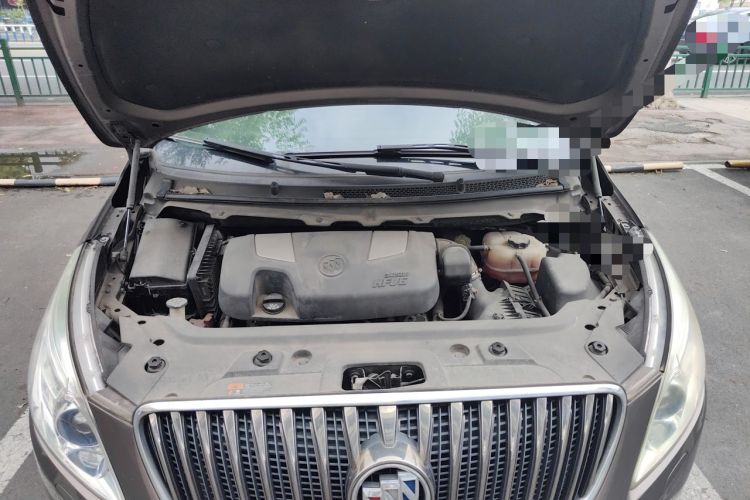Used Buick GL8 2014 3.0L GT Luxury Business Haoya Edition Engine Bay