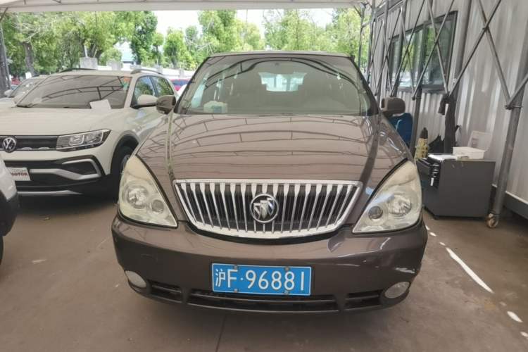 Used Buick GL8 2014 2.4L Classic Edition Front