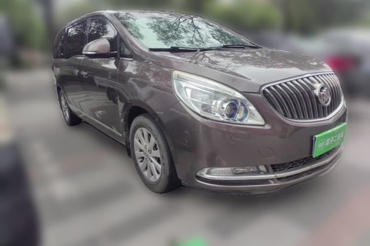 Used Buick GL8 2014 2.4L Executive Edition Front Right 45 Deg