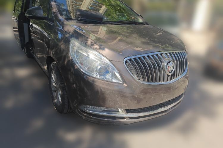 Used Buick GL8 2014 2.4L LT Luxury Business Executive Edition Front Right 45 Deg