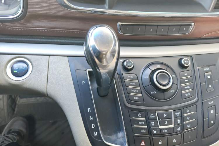 Used Buick GL8 2014 3.0L XT Luxury Business Flagship Edition Gear Lever
