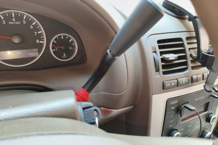 Used Buick GL8 2014 2.4L Comfort Edition Gear Lever