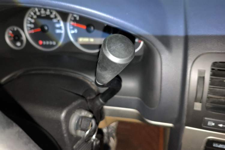 Used Buick GL8 2014 2.4L Executive Edition Gear Lever