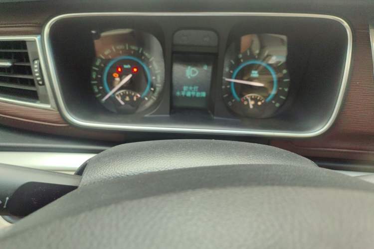 Used Buick GL8 2014 2.4L Executive Edition Instrument Cluster