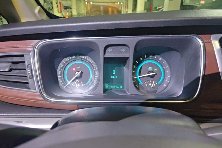 Used Buick GL8 2014 2.4L CT Luxury Business Comfort Edition Instrument Cluster