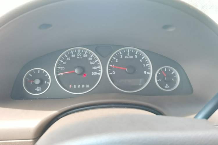 Used Buick GL8 2014 2.4L Classic Edition Instrument Cluster